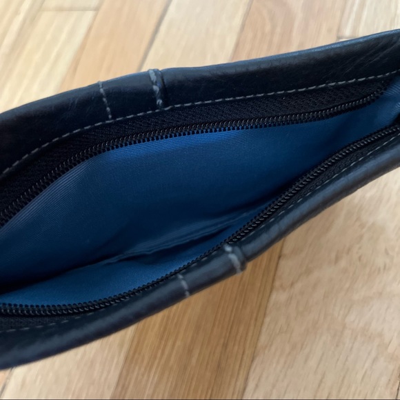 Coach Pebbled Leather Wristlet Mini Bag - Picture 4 of 6